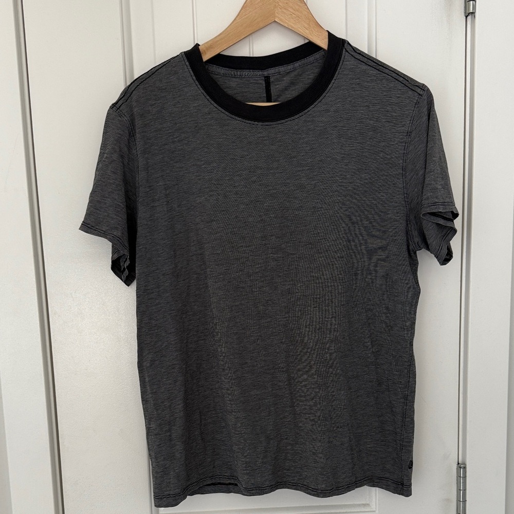 lululemon athletica Black and Gray Short Sleeve Tee All Yours Cotton T shirt
